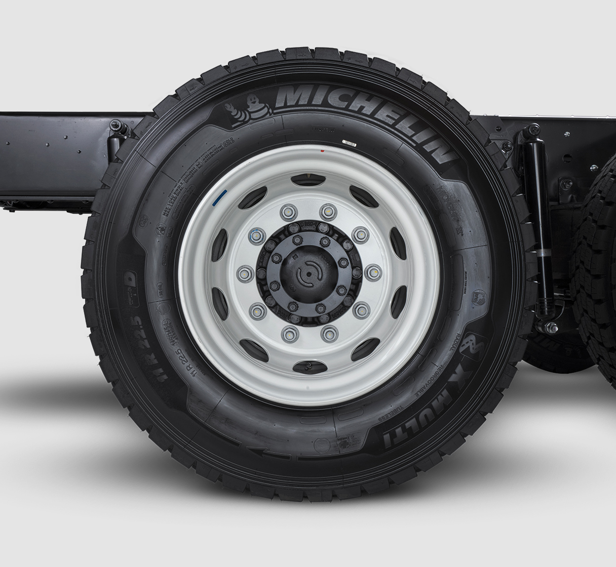 ISZS2669 Tyre Video Image Carousel 608X560 2X